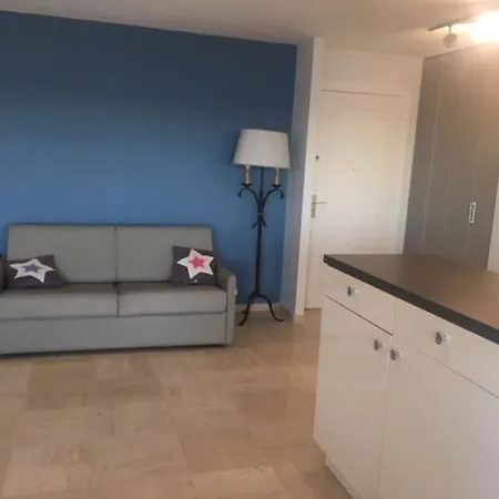 Pac6 - One Bedroom - Sea View Terracce